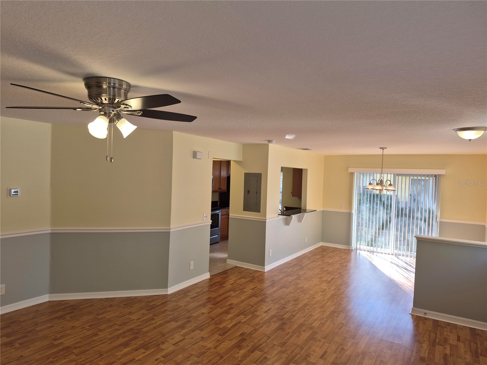 3845 Island Way Saint Petersburg FL 33705 O6390546 image4