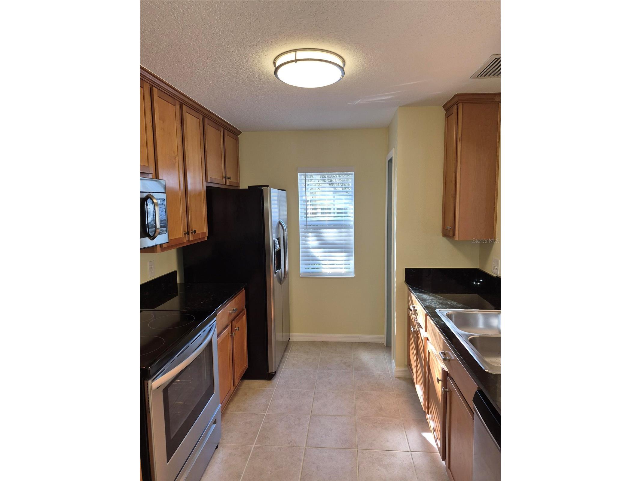 3845 Island Way Saint Petersburg FL 33705 O6390546 image8