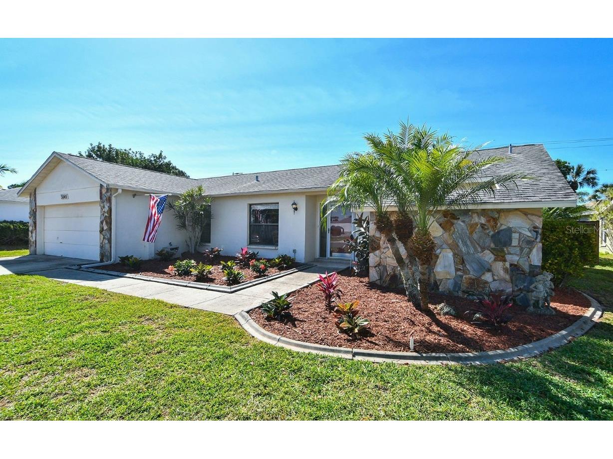 3845 Kingston Boulevard Sarasota FL 34238 A4529917 image1