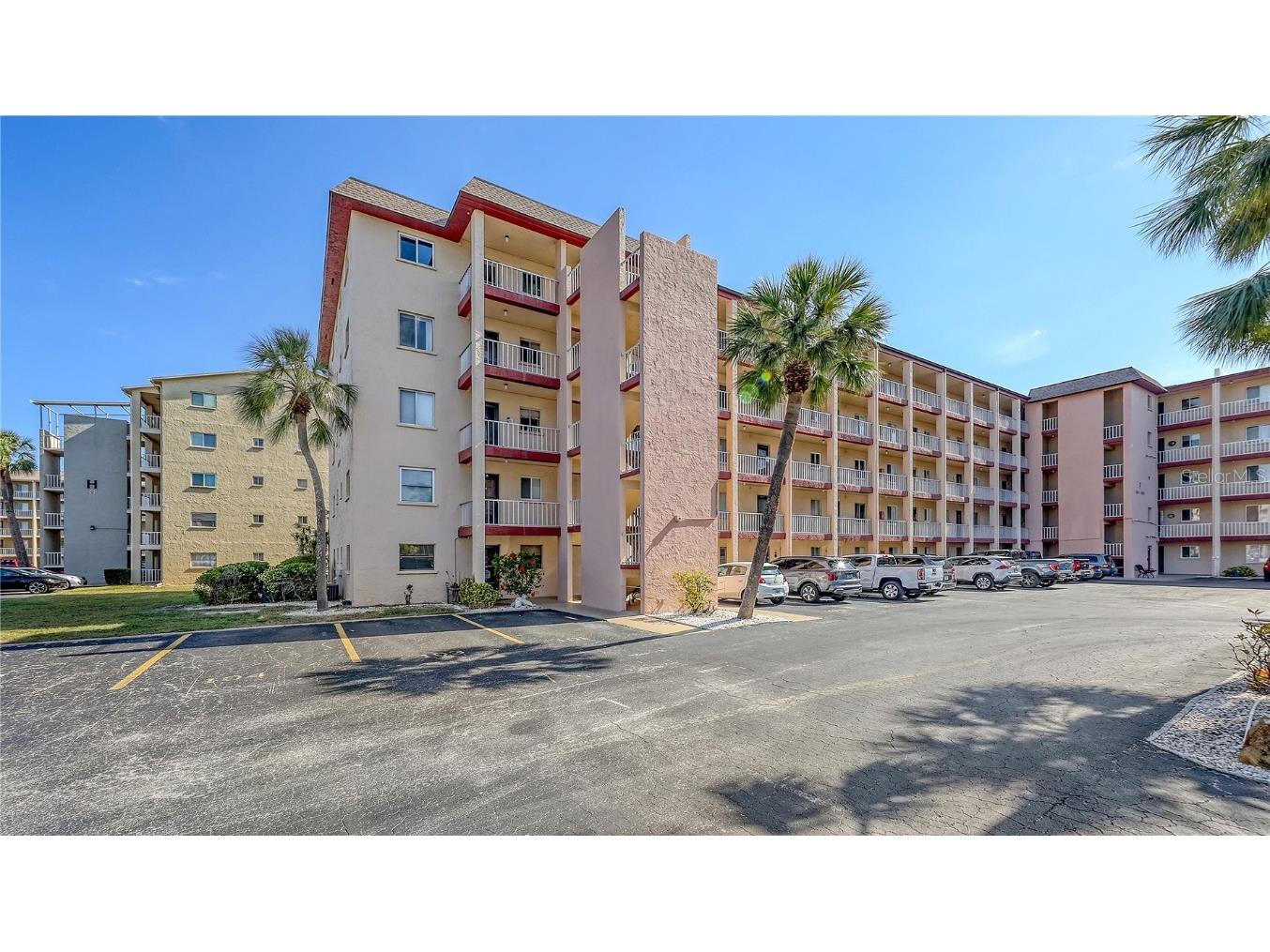 3845 Lake Bayshore Drive #F103 Bradenton FL 34205 N6138113 image1