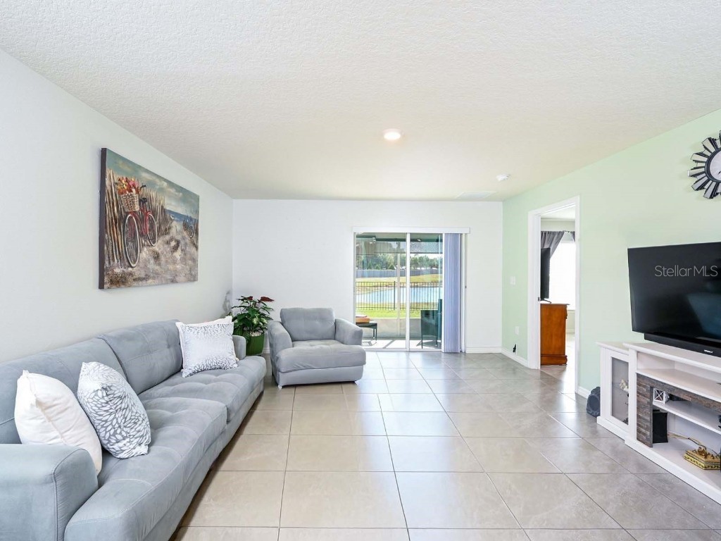 3846 Calamity Terrace Bradenton FL 34208 - Evergreen A4671005 image10