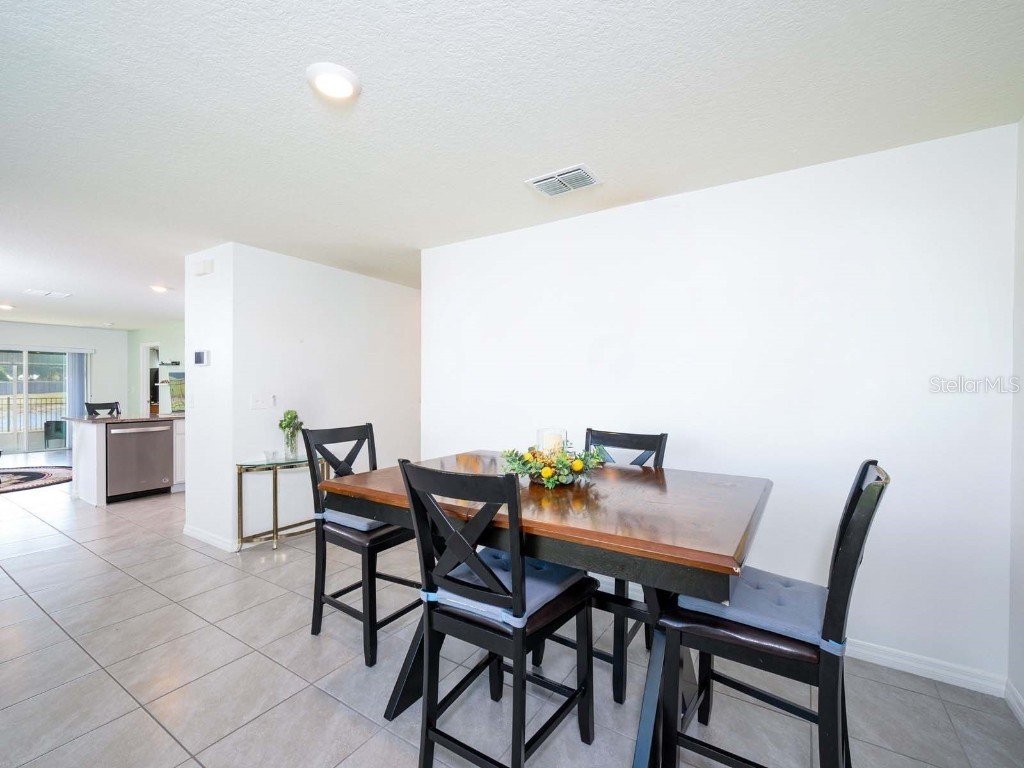 3846 Calamity Terrace Bradenton FL 34208 - Evergreen A4671005 image6