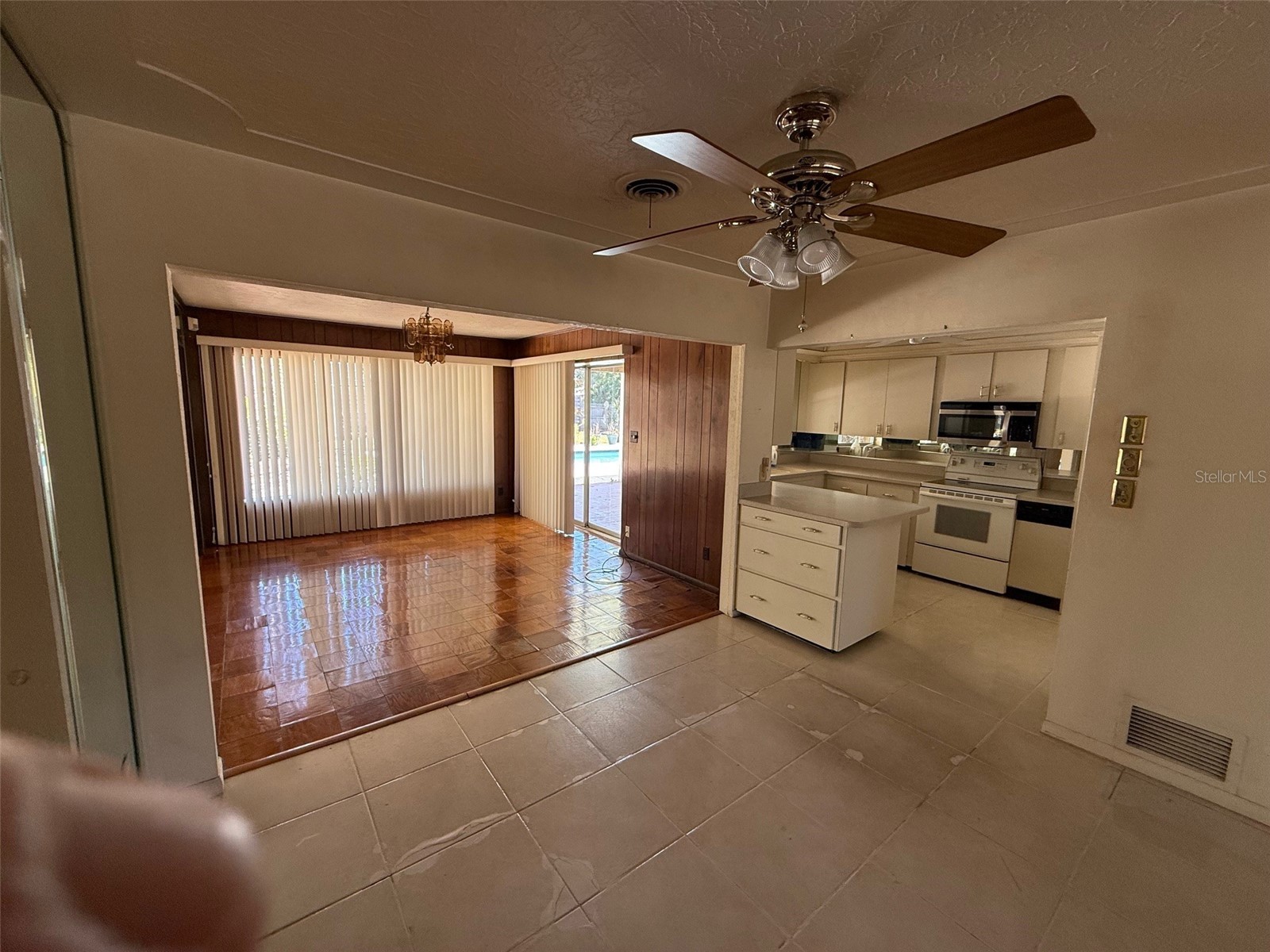 3846 Malec Circle Sarasota FL 34233 A4682134 image5