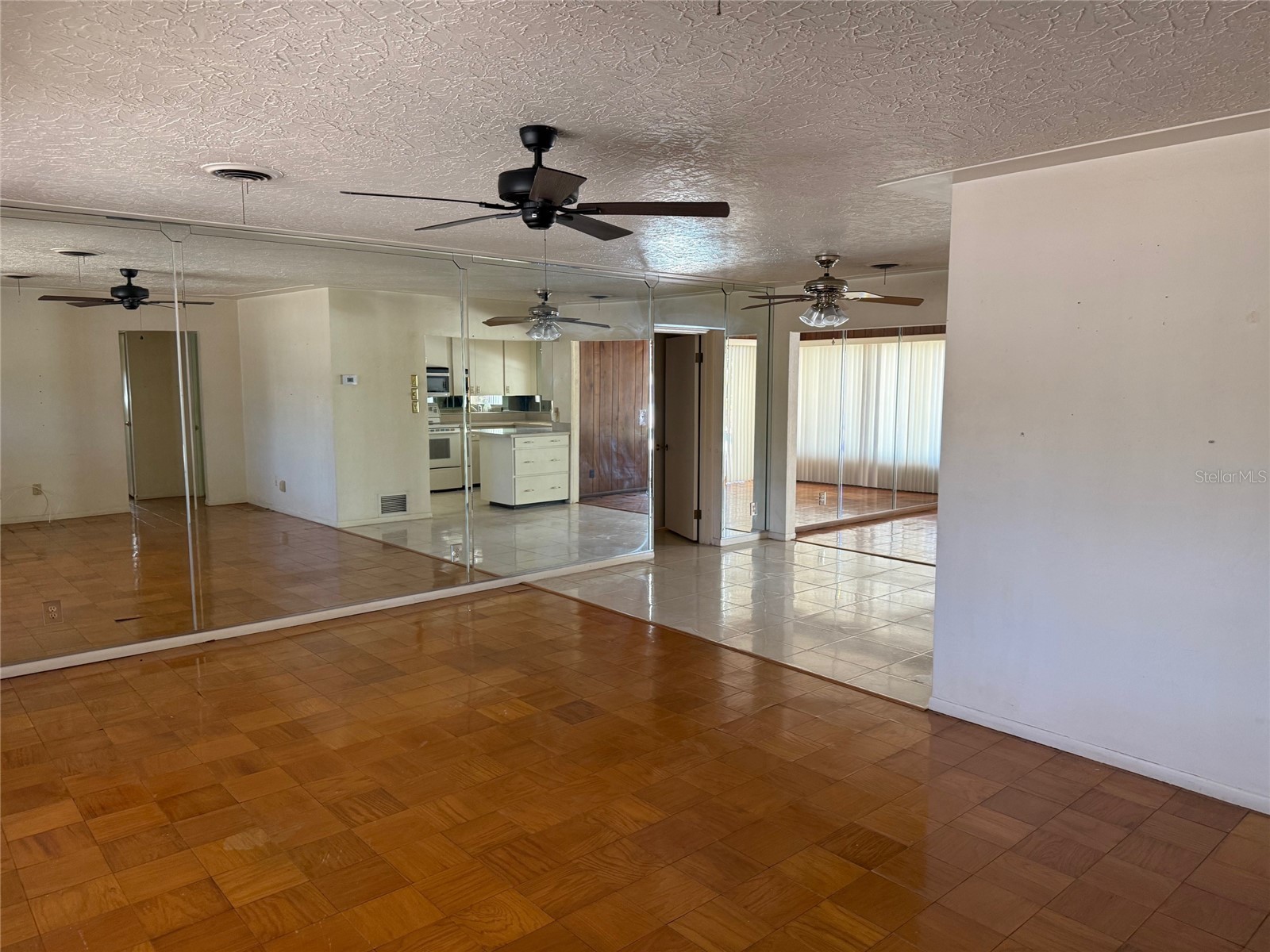 3846 Malec Circle Sarasota FL 34233 A4682134 image9