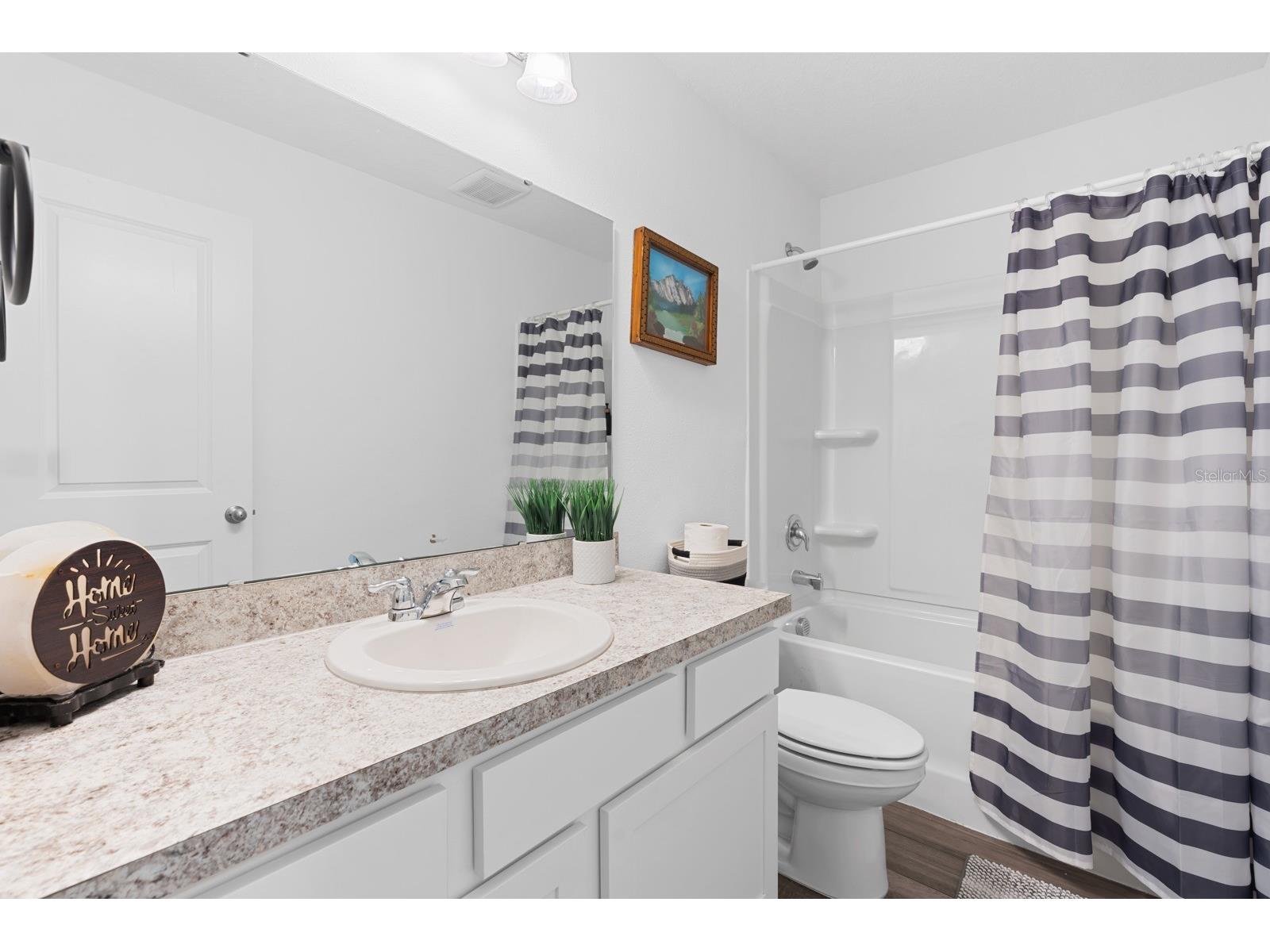 38465 Honeysuckle Drive Dade City FL 33525 TB8528492 image19