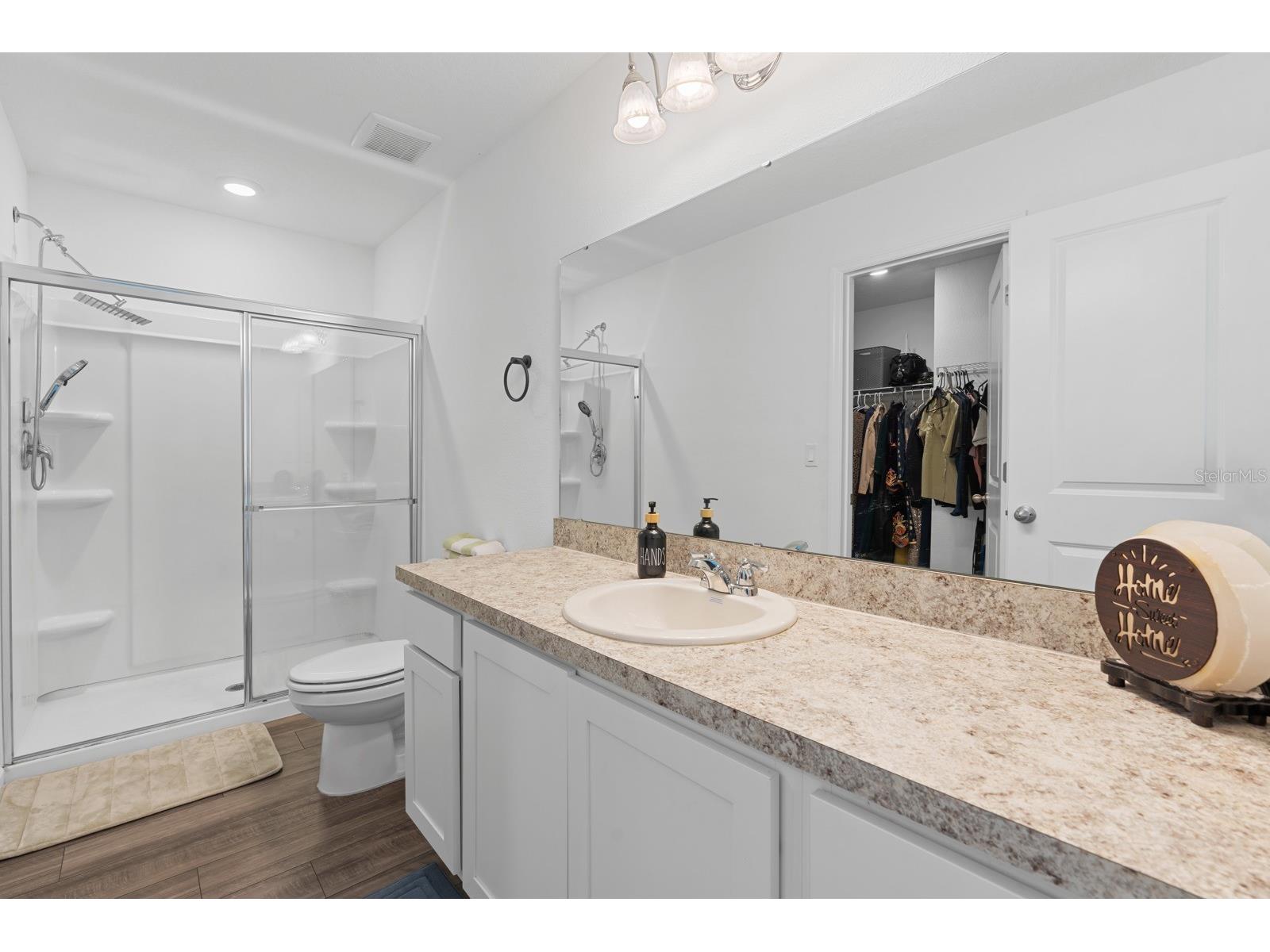 38465 Honeysuckle Drive Dade City FL 33525 TB8528492 image23