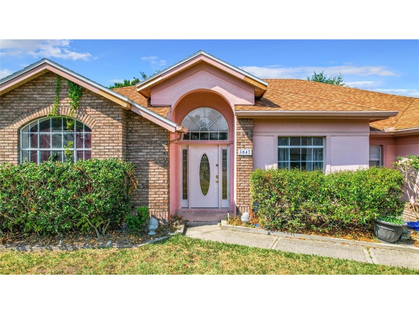 3847 Running Water Drive Orlando FL 32829 S5105143 image1