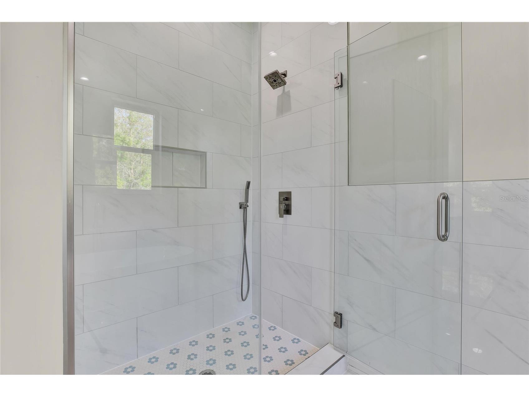 3847 Seena Manor Court Tampa FL 33618 TB8452671 image23