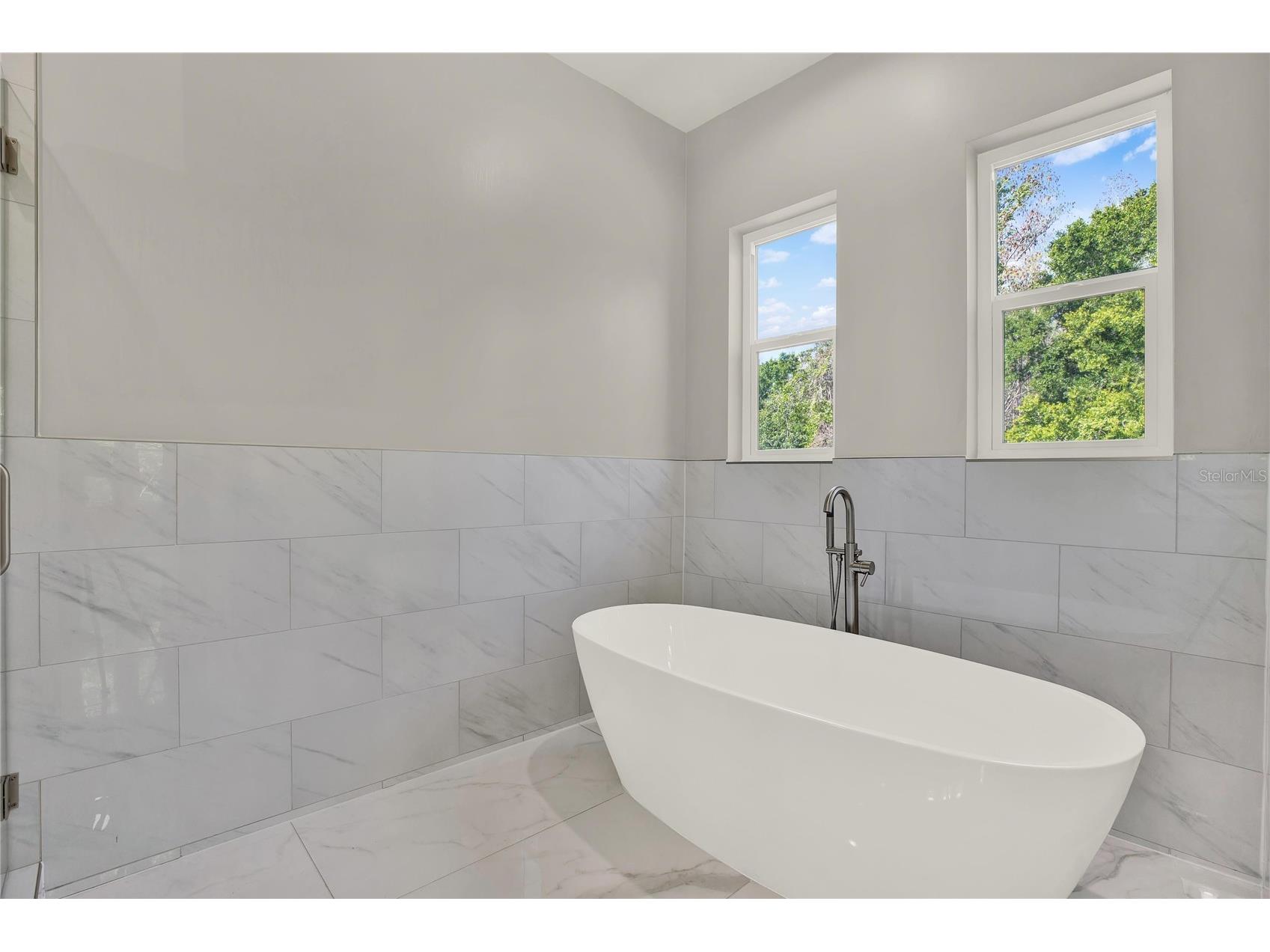 3847 Seena Manor Court Tampa FL 33618 TB8452671 image26