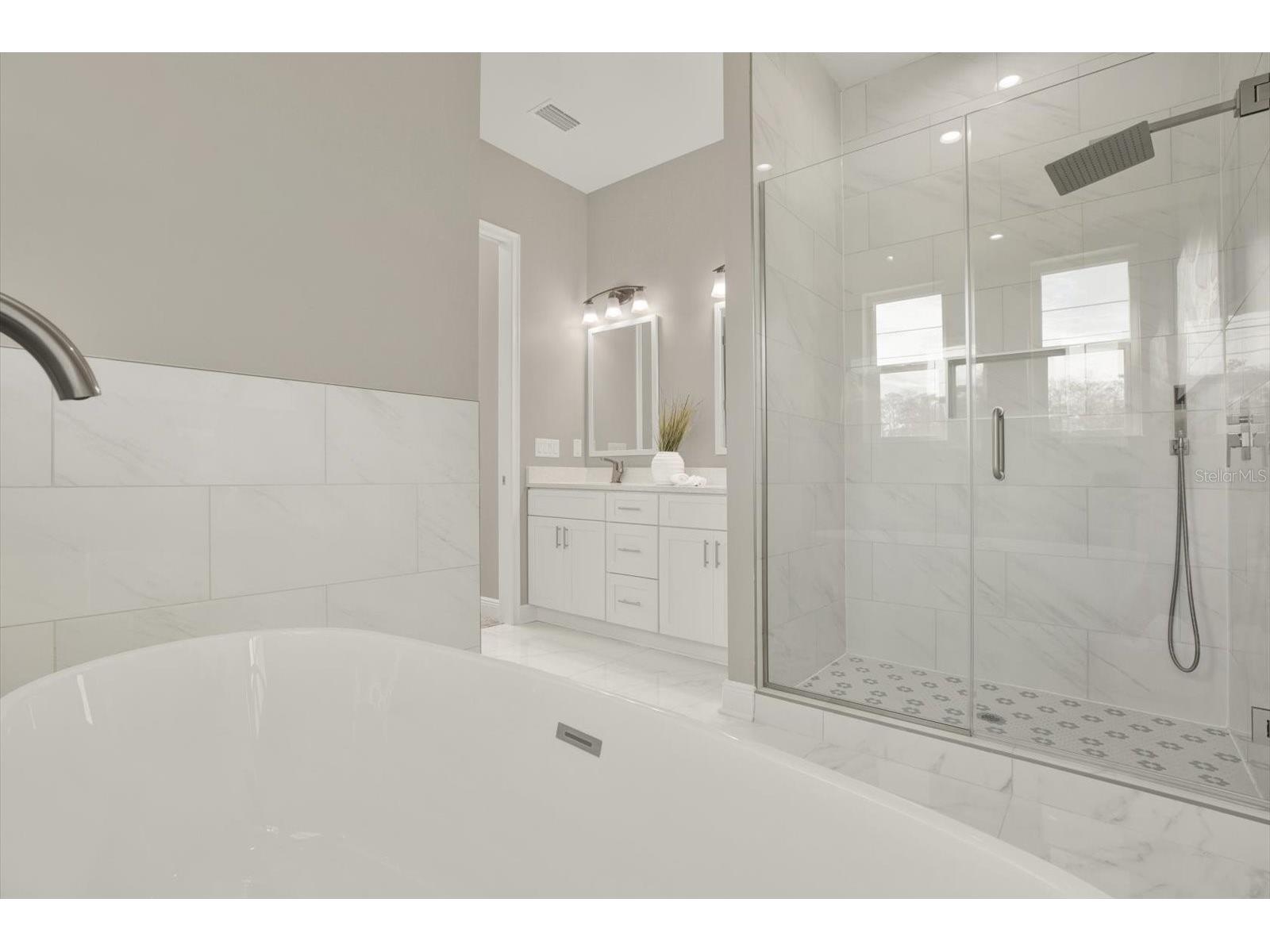 3847 Seena Manor Court Tampa FL 33618 TB8452671 image27
