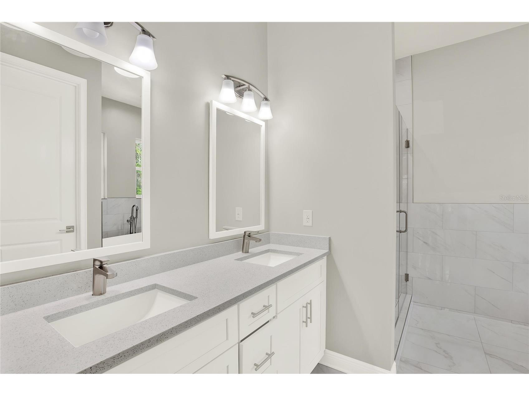 3847 Seena Manor Court Tampa FL 33618 TB8452671 image34