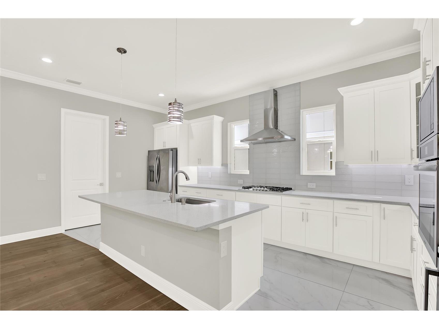 3847 Seena Manor Court Tampa FL 33618 TB8452671 image7