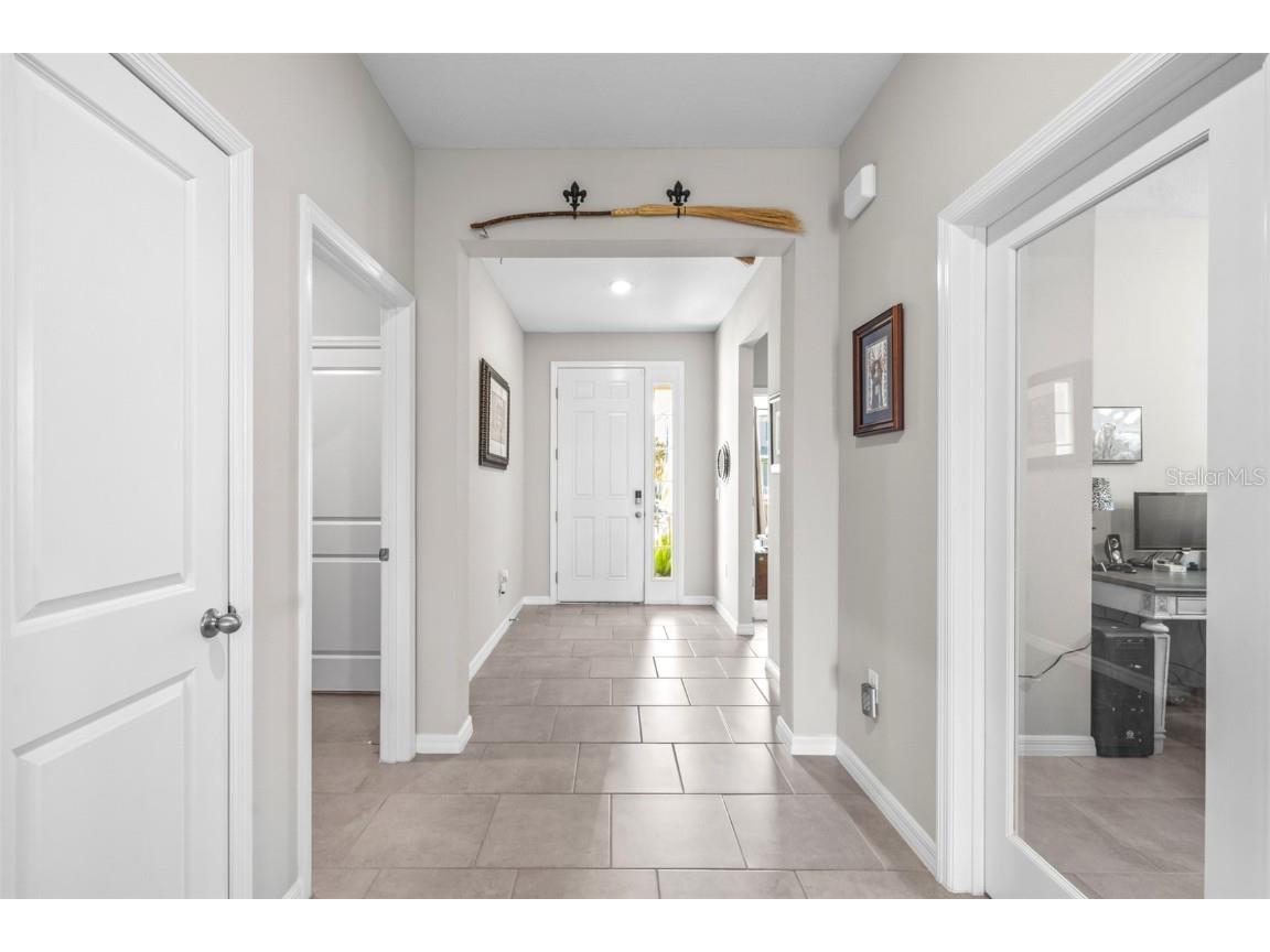 3847 Sunny Spring Street Plant City FL 33565 TB8453453 image10