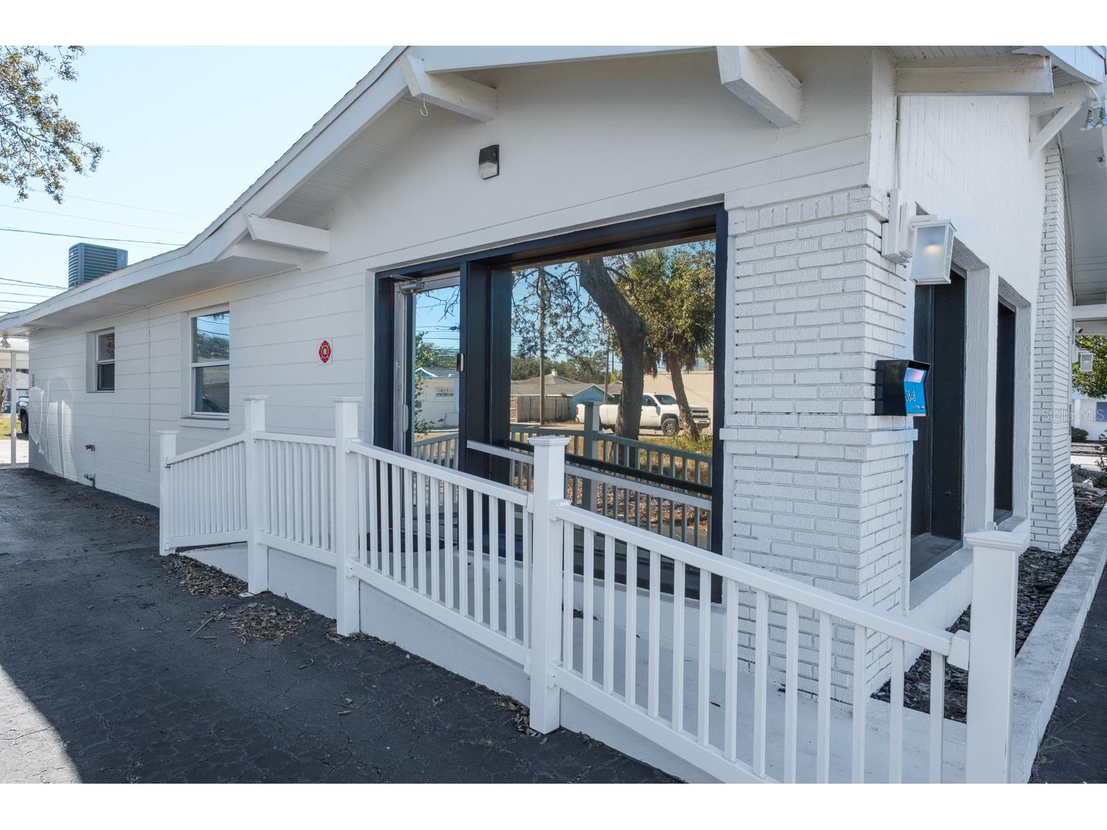 3848 Central Avenue Saint Petersburg FL 33711 TB8468708 image4