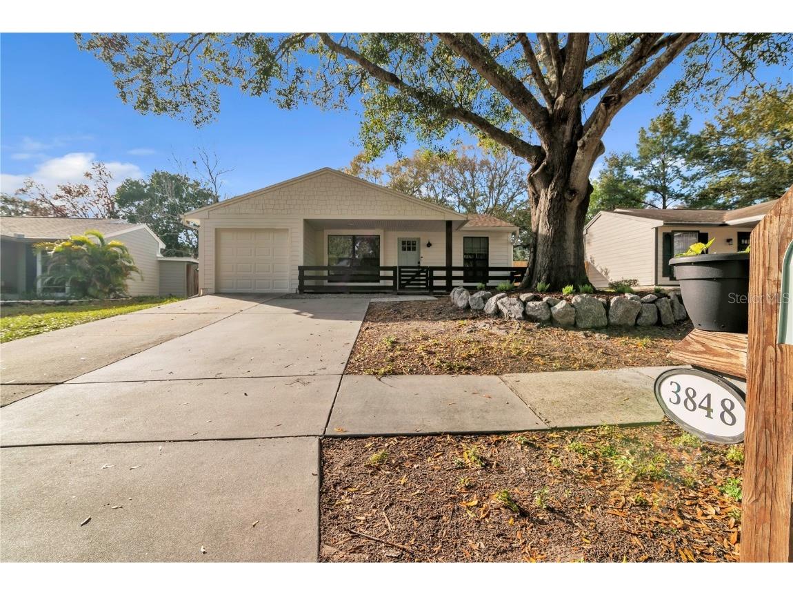 3848 Green Dolphin Drive Palm Harbor FL 34684 U8228214 image1