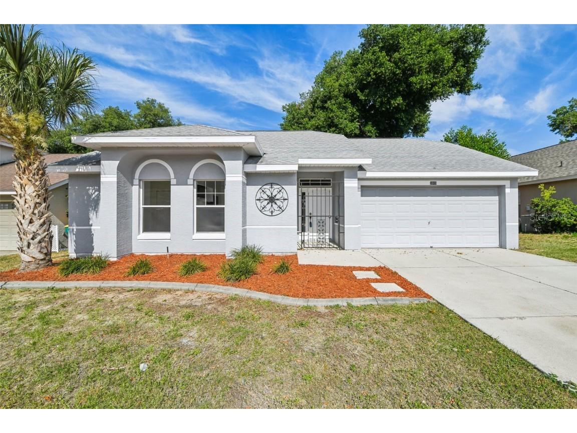 3849 Bayshore Circle Tavares FL 32778 - LAKE IDAMERE O6212206 image1
