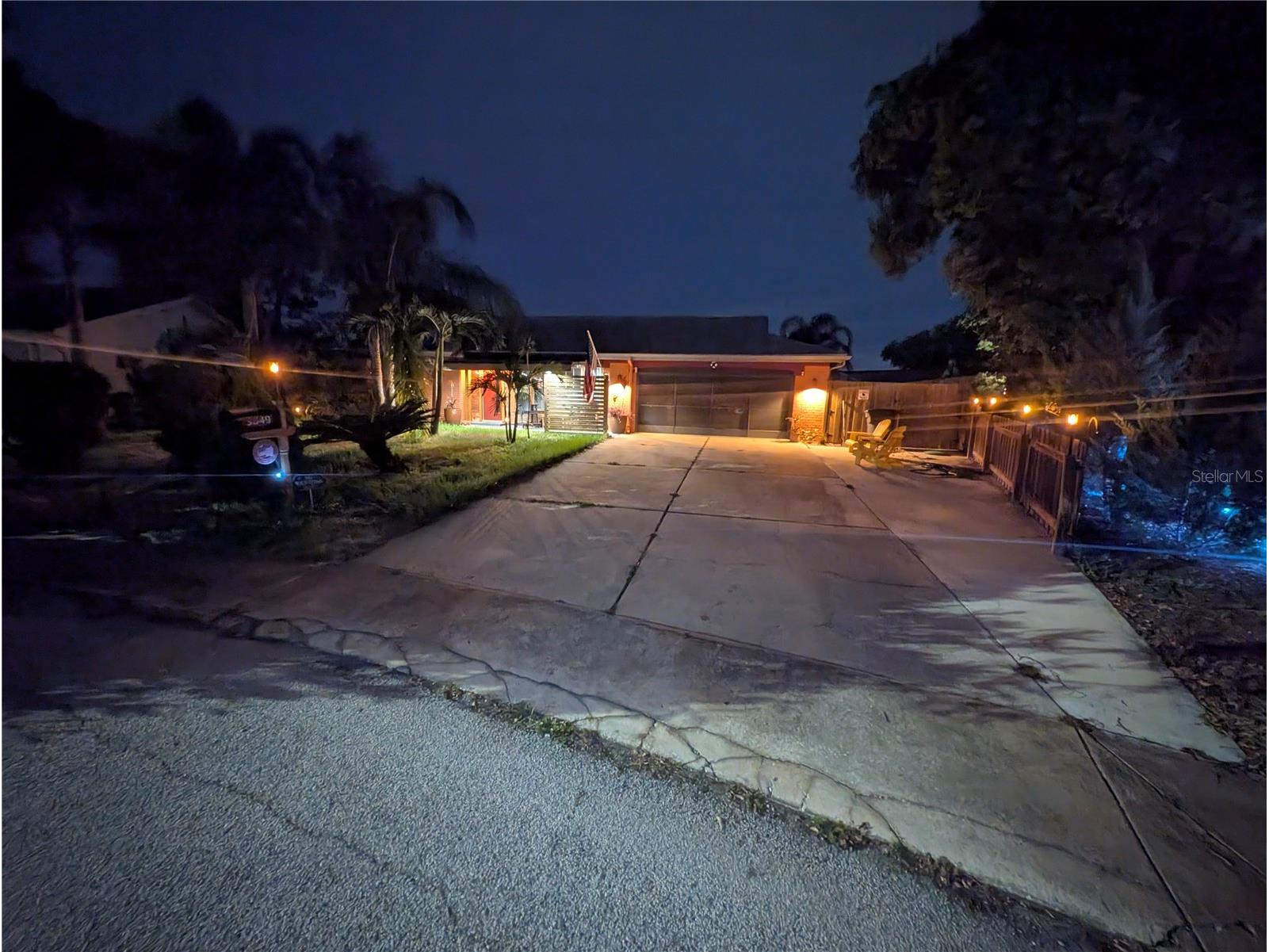 3849 Edgemont Drive New Port Richey FL 34652 W7887221 image3