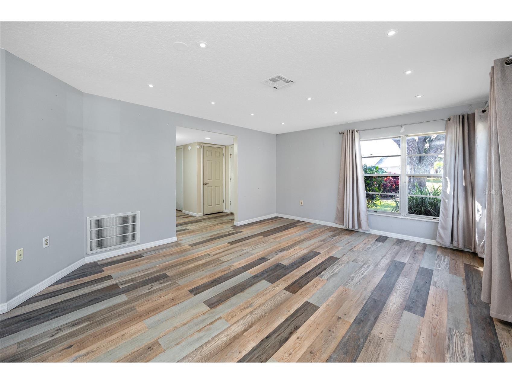3849 Staysail Lane Holiday FL 34691 TB8463014 image6