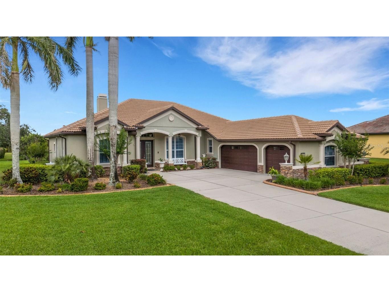 385 165th Court NE Bradenton FL 34212 A4652572 image1