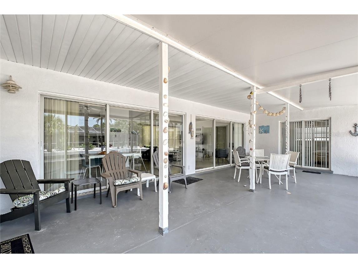 385 Avenida Madera Sarasota FL 34242 A4653809 image26