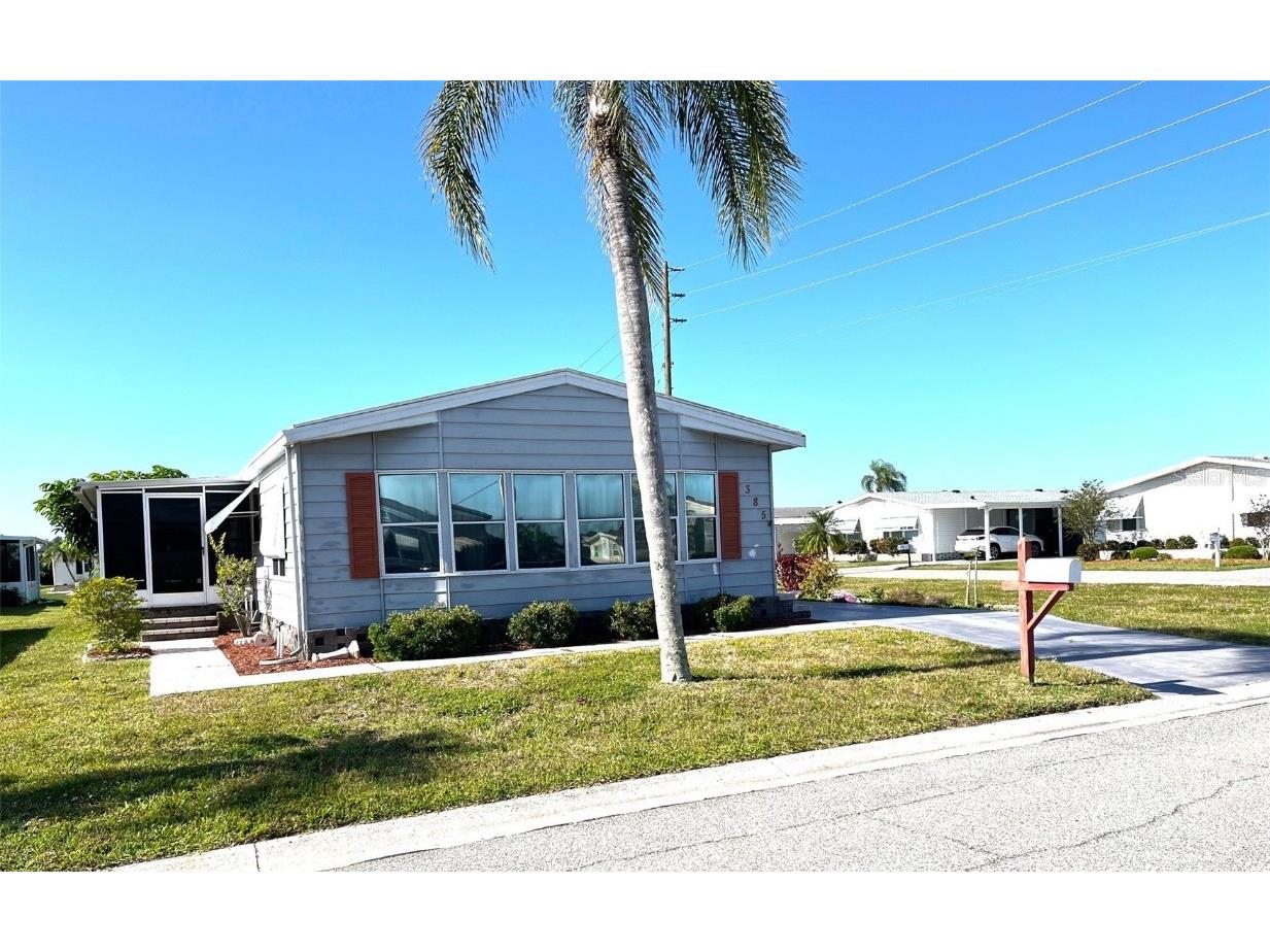 385 Clipper Court North Port FL 34287 N6132348 image1