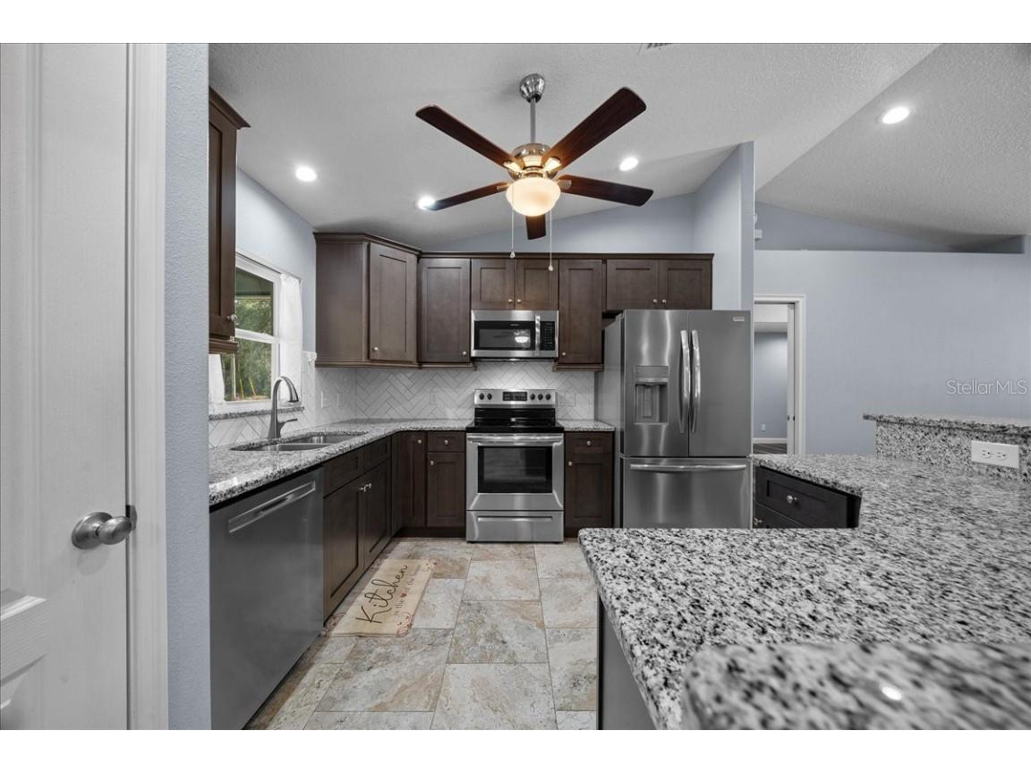 385 E Gamewell Lane Citrus Springs FL 34434 OM710010 image15