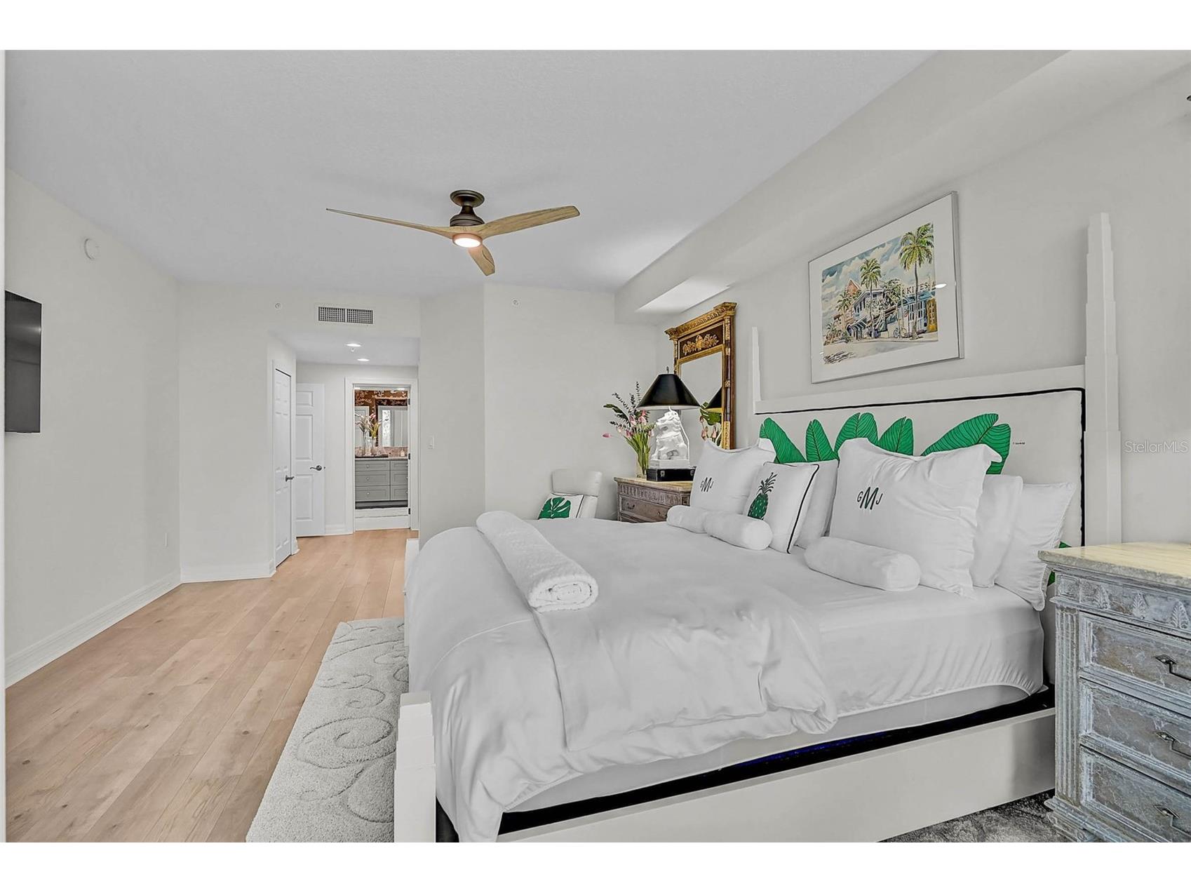 385 N Point Road #304 Osprey FL 34229 A4678422 image22