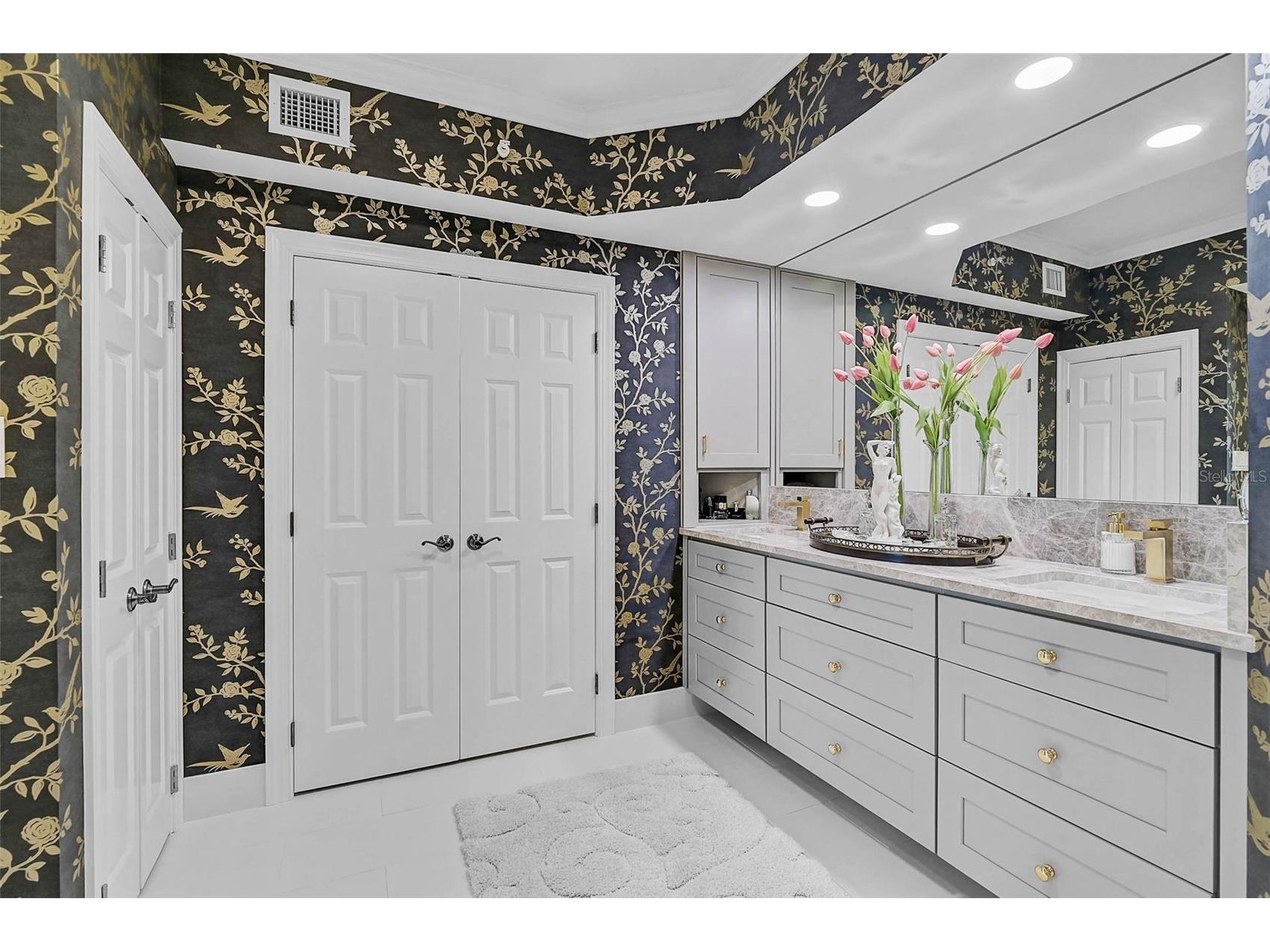 385 N Point Road #304 Osprey FL 34229 A4678422 image25