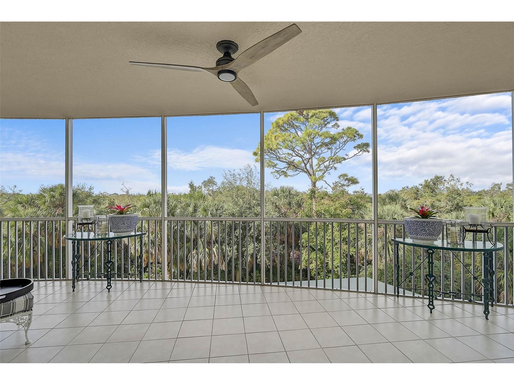 385 N Point Road #304 Osprey FL 34229 A4678422 image5