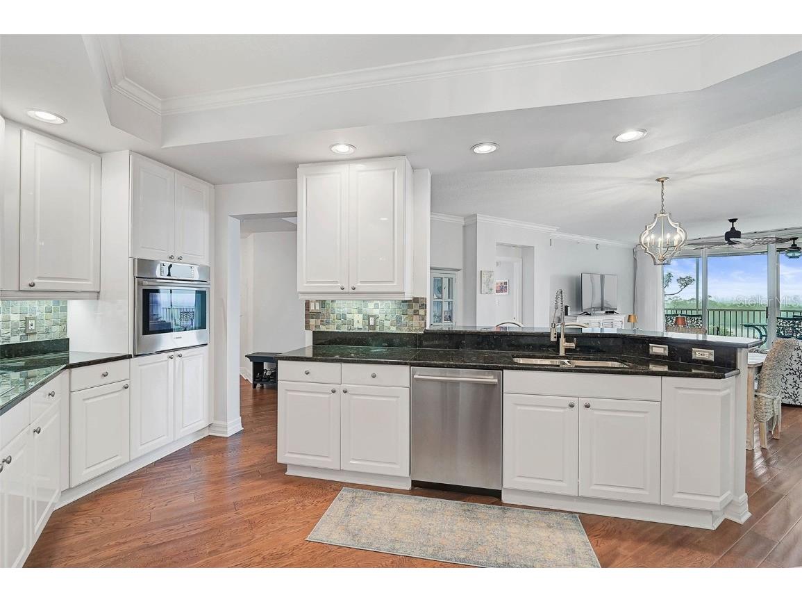 385 N Point Road #402 Osprey FL 34229 A4635708 image12