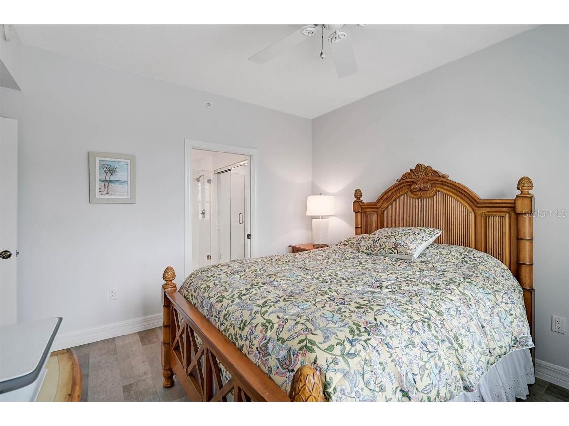 385 N Point Road #402 Osprey FL 34229 A4635708 image22