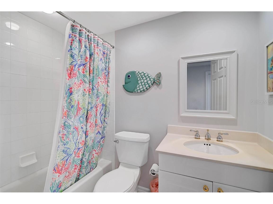 385 N Point Road #402 Osprey FL 34229 A4635708 image25