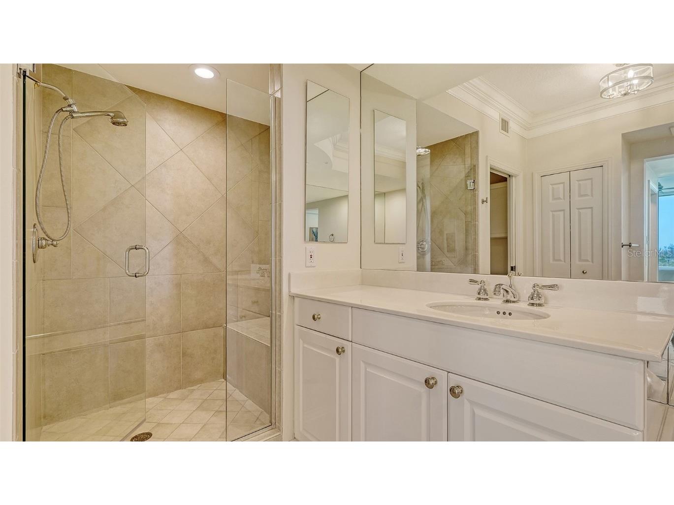 385 N Point Road #503 Osprey FL 34229 A4672342 image38