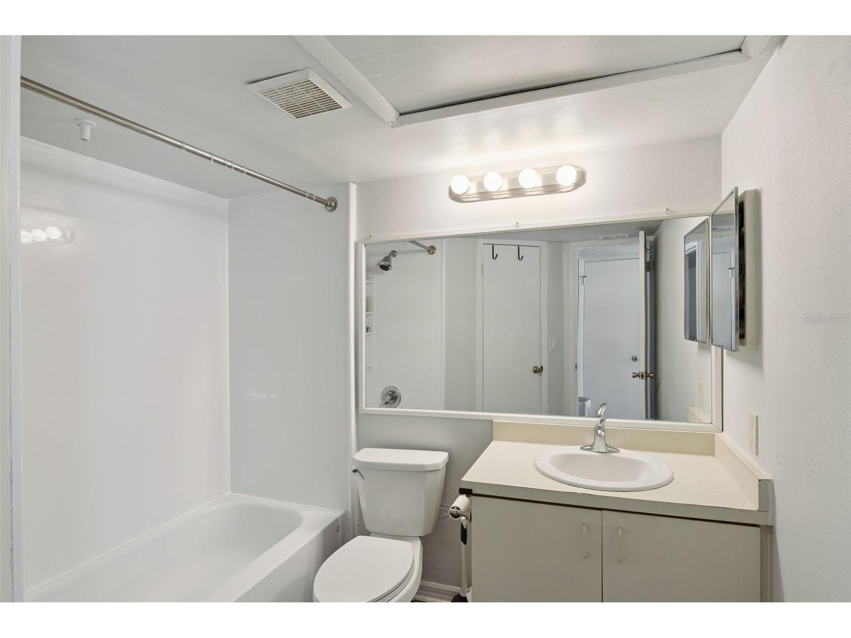 385 Woodside Drive #108 Altamonte Springs FL 32701 - LAKE ORIENTA O6410327 image15
