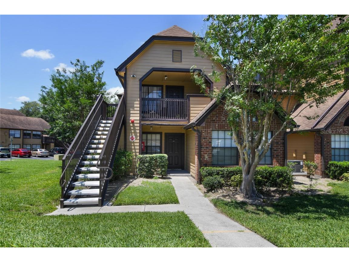 385 Woodside Drive #205 Altamonte Springs FL 32701 - LAKE ORIENTA O6109601 image1
