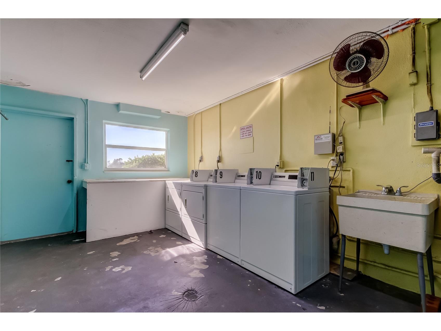 3850 13th Avenue N #105 Saint Petersburg FL 33713 - JORGENSEN LAKE PARK TB8450234 image39