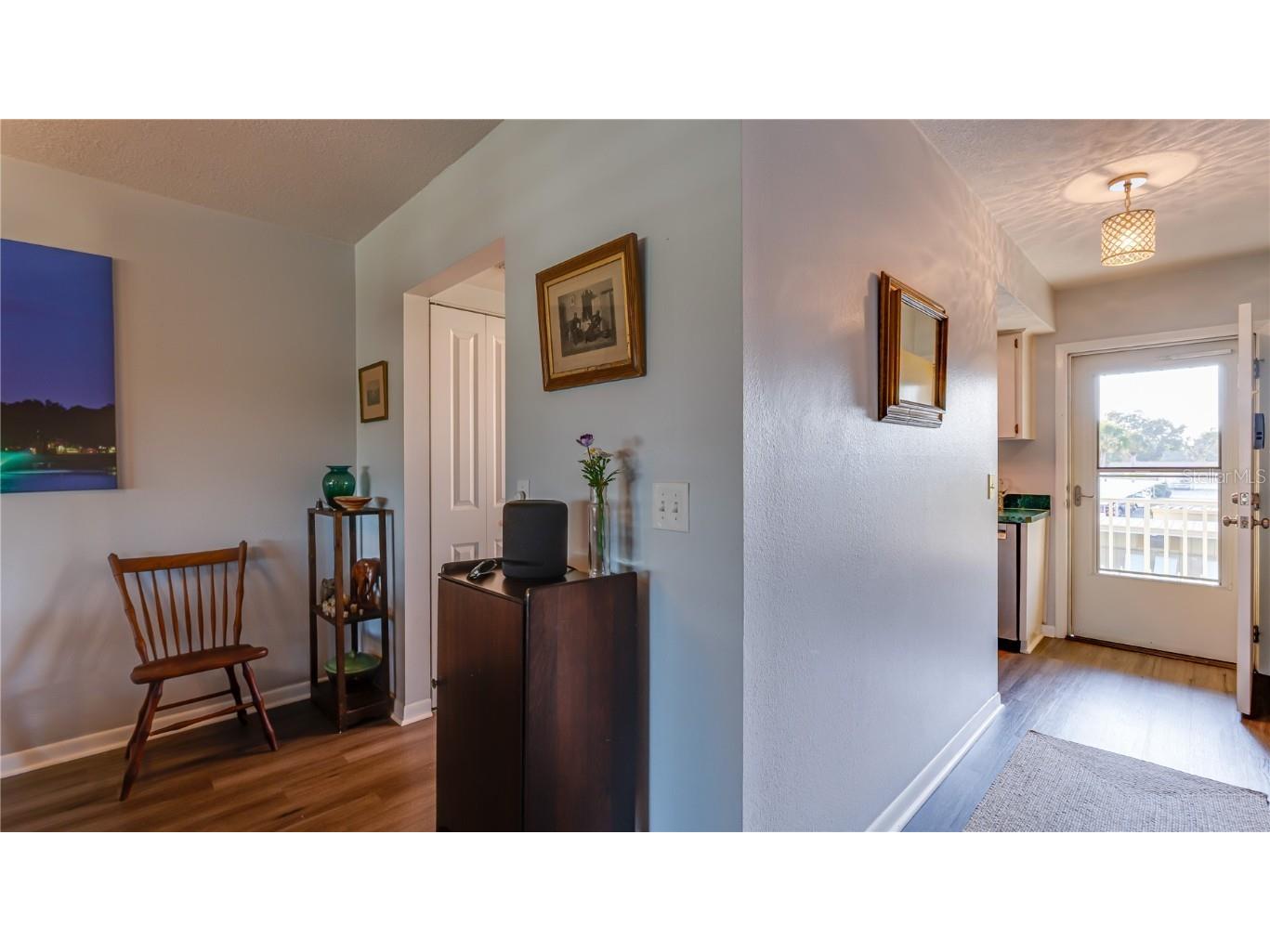 3850 13th Avenue N #201 Saint Petersburg FL 33713 TB8450196 image5