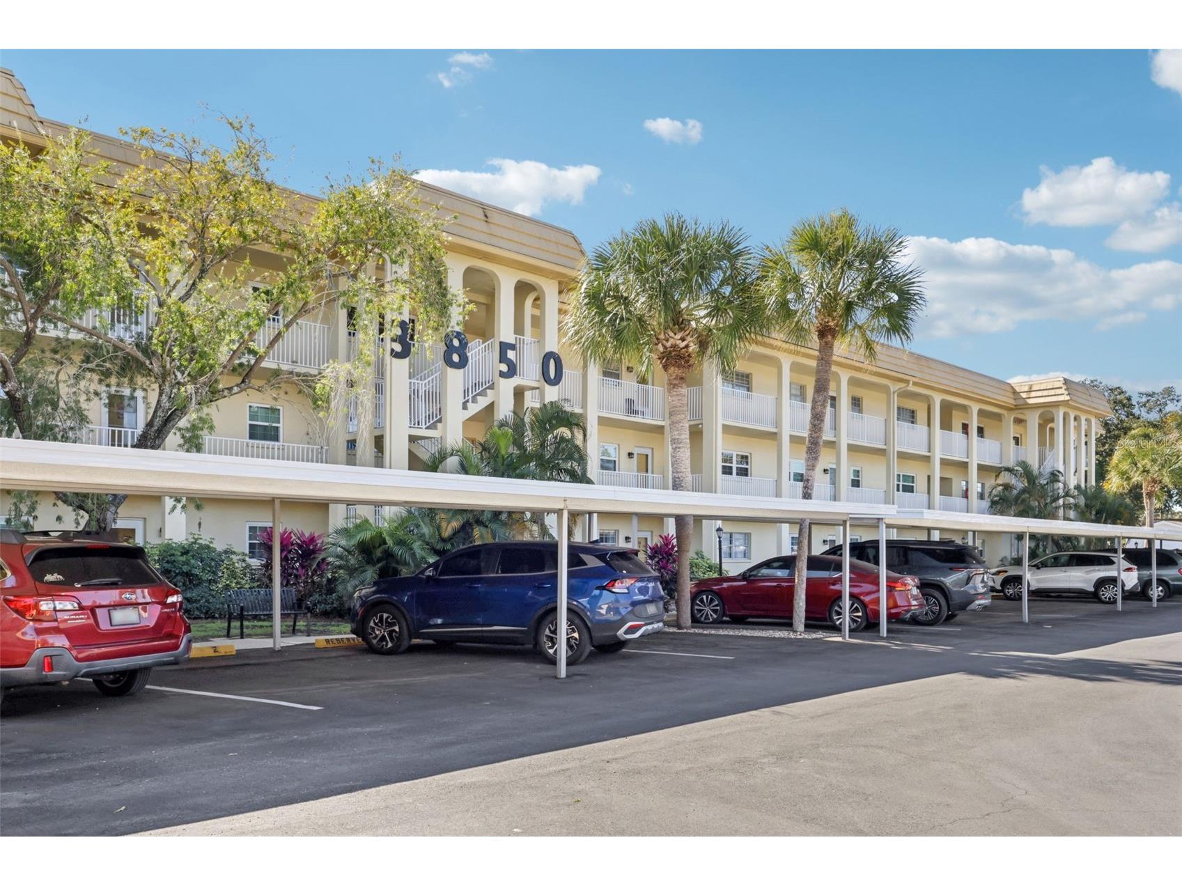 3850 13th Avenue N #210 Saint Petersburg FL 33713 - JORGENSEN LAKE TB8499235 image1