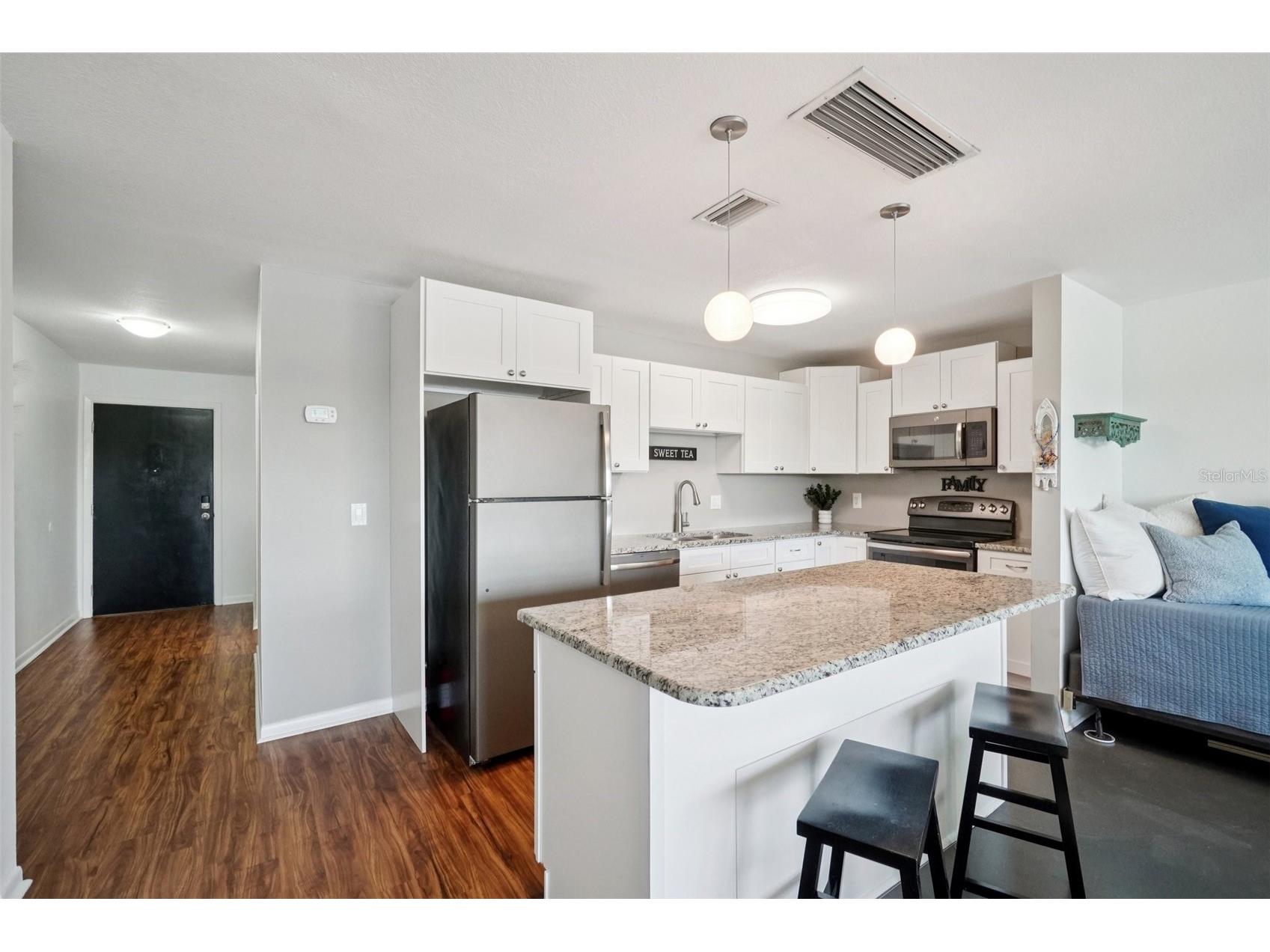 3850 13th Avenue N #212 Saint Petersburg FL 33713 - JORGENSEN LAKE TB8498830 image11