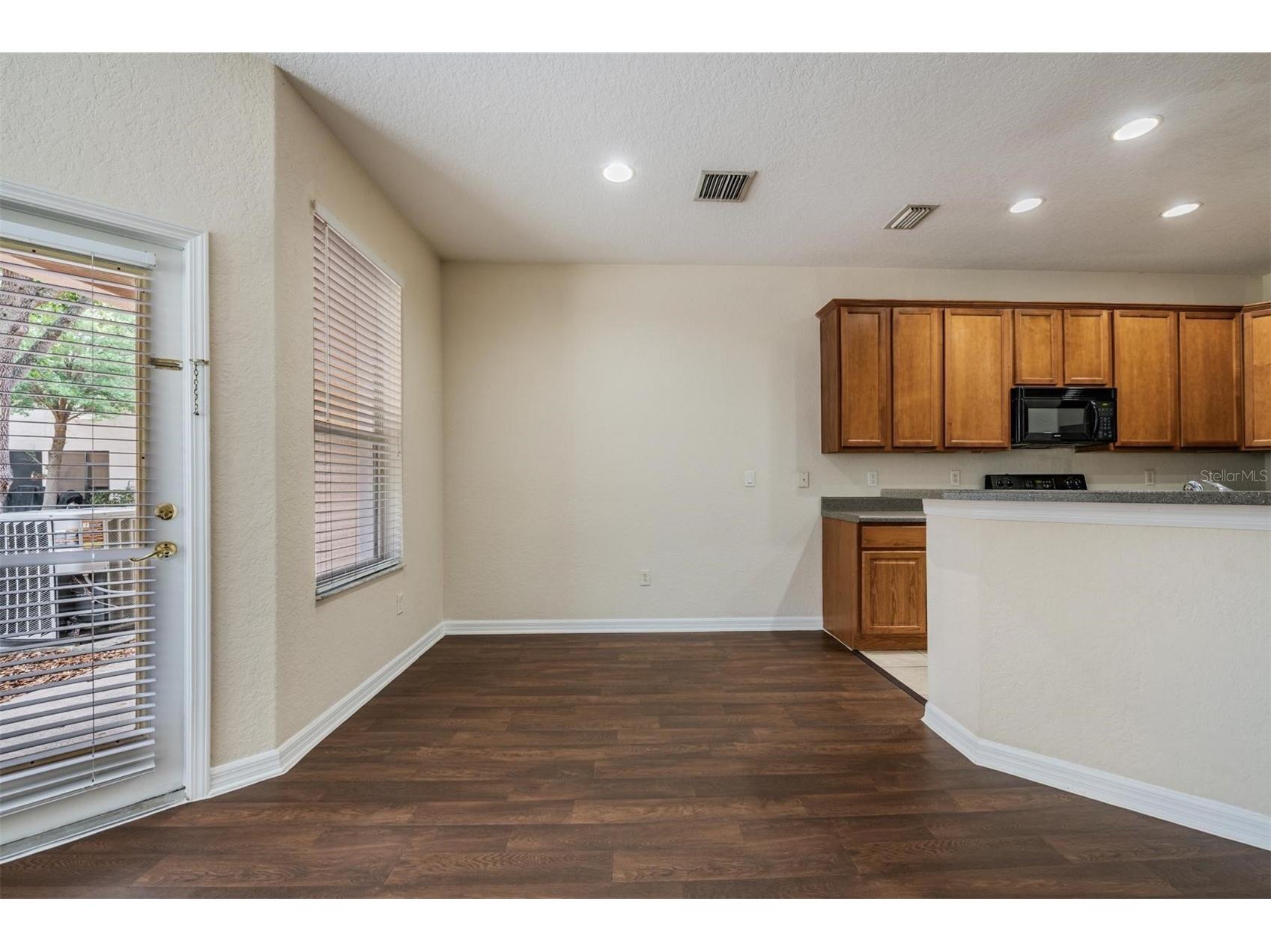 3850 Claybrook Drive Wesley Chapel FL 33544 TB8497192 image14