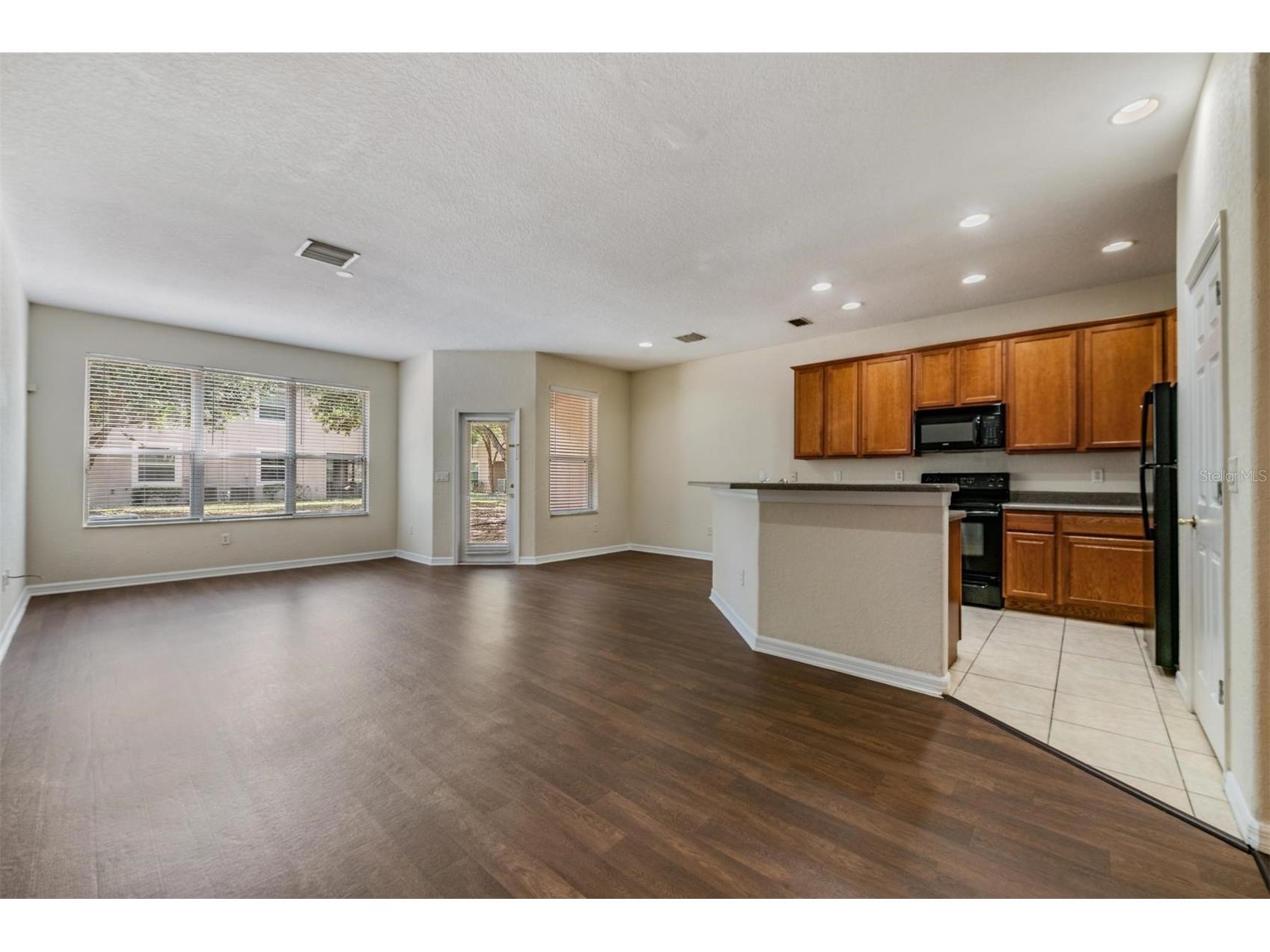 3850 Claybrook Drive Wesley Chapel FL 33544 TB8497192 image6
