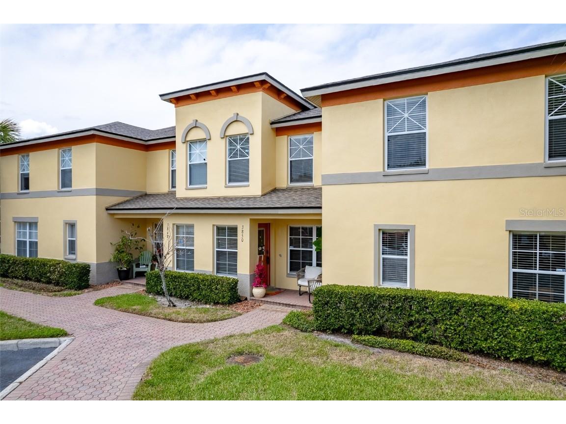 3850 Mandalay Dr Saint Petersburg FL 33705 U8196515 image1