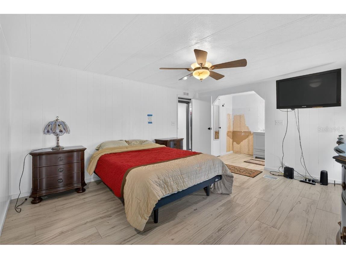 3850 Sarah Drive Wesley Chapel FL 33543 TB8403072 image17