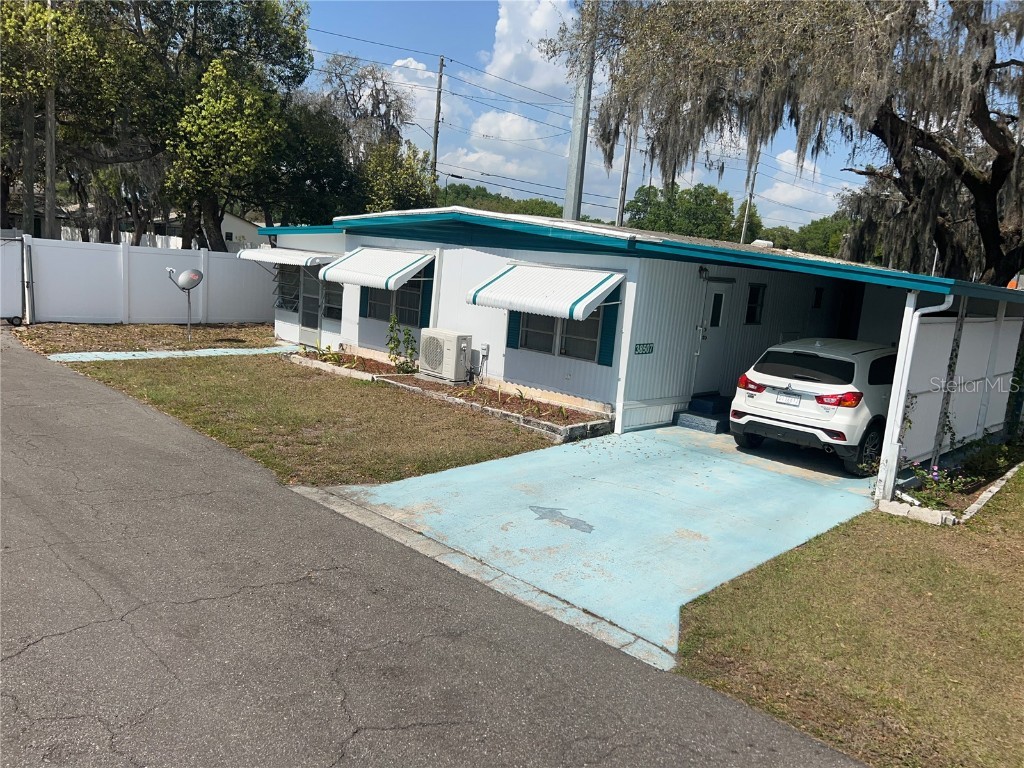 38507 Windflower Avenue Zephyrhills FL 33542 T3432776 image1