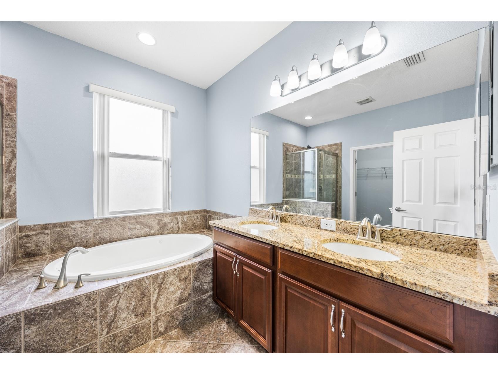 3851 Pacente Loop Wesley Chapel FL 33543 TB8515262 image18