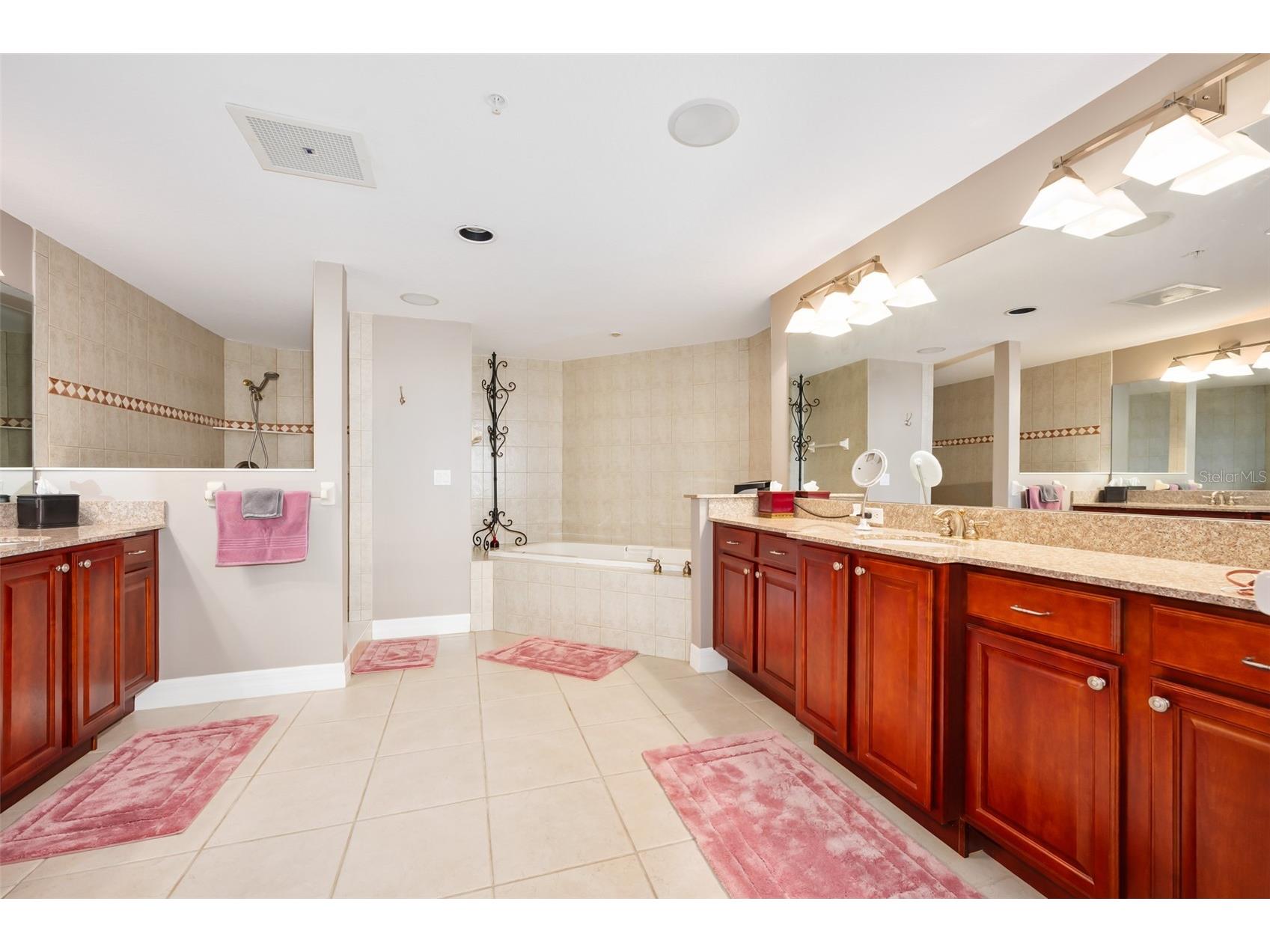 3851 S Atlantic Avenue #701 Daytona Beach FL 32118 - ATLANTIC OCEAN V4944000 image34
