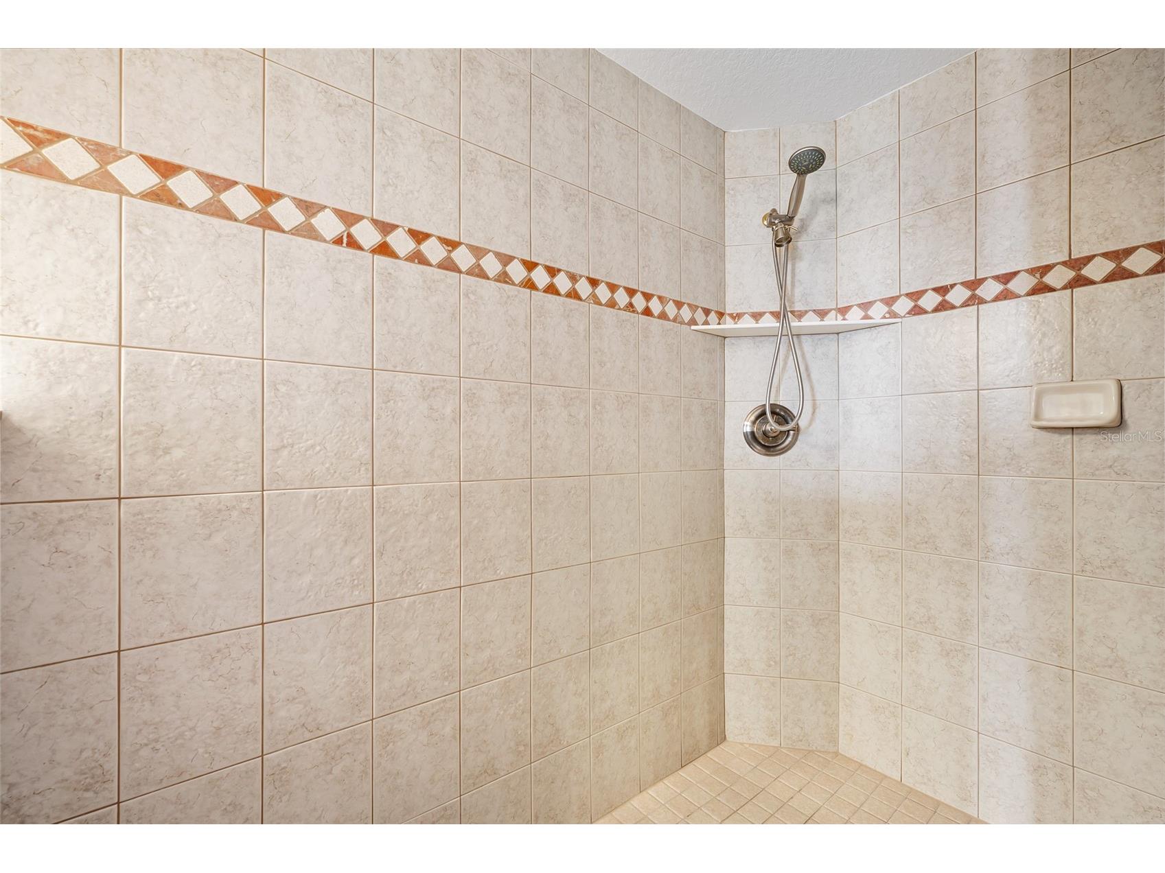 3851 S Atlantic Avenue #701 Daytona Beach FL 32118 - ATLANTIC OCEAN V4944000 image37
