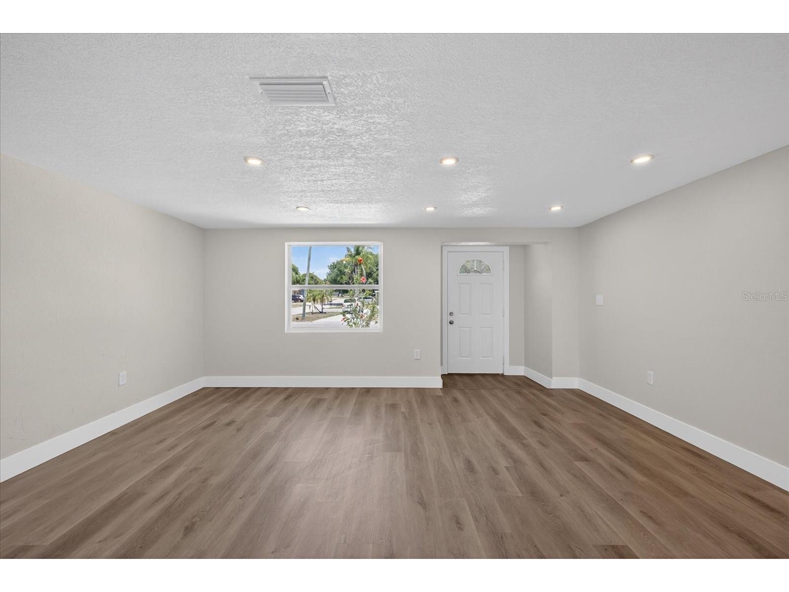 3851 Saturn Drive New Port Richey FL 34652 O6413733 image12