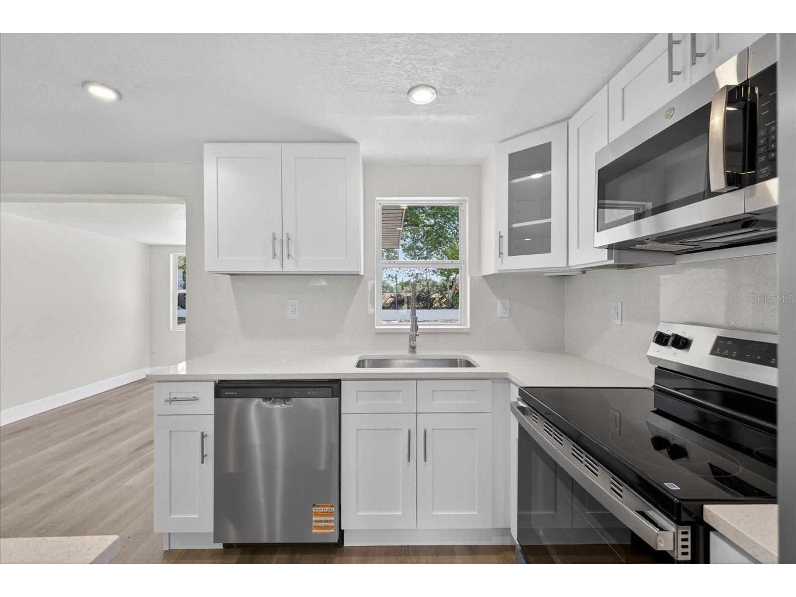 3851 Saturn Drive New Port Richey FL 34652 O6413733 image8