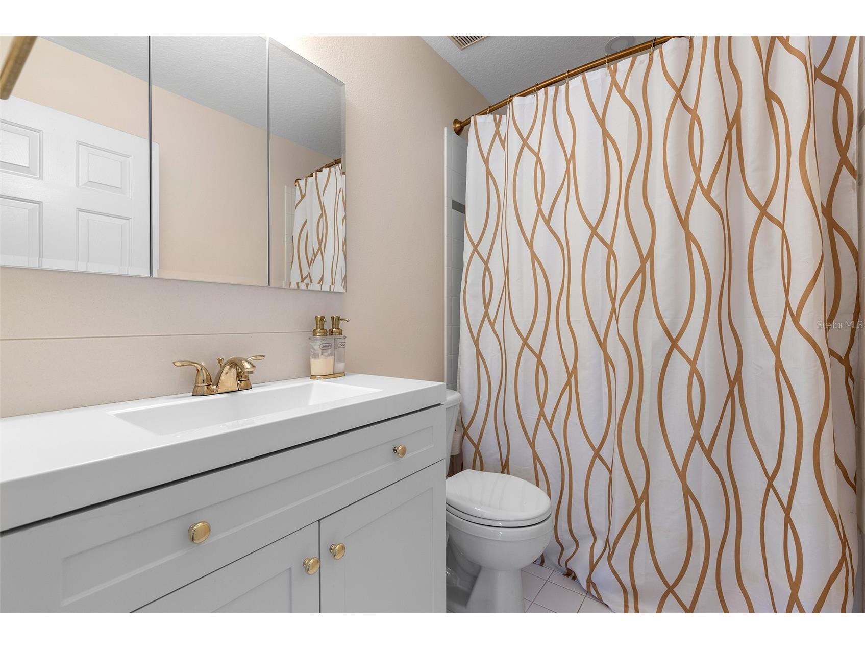 3852 Mandalay Drive Saint Petersburg FL 33705 TB8501610 image15